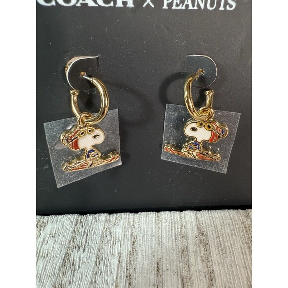 NWT Coach X Peanuts Snoopy Ski Huggie Earrings - Picture 1 of 8